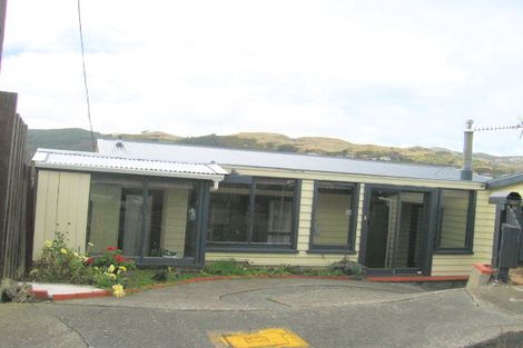 Photo of property in 14 Leadley Lane, Tawa, Wellington, 5028