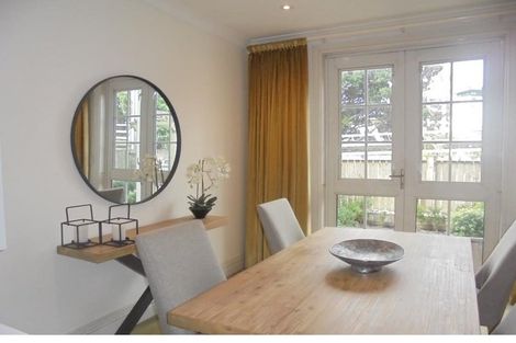 Photo of property in 154 Tinakori Road, Thorndon, Wellington, 6011