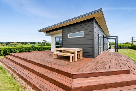 Photo of property in 281 Upland Road, Tarurutangi, New Plymouth, 4372