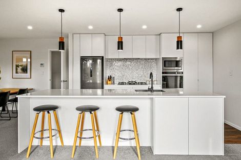 Photo of property in 7 Terli Way, Glen Avon, New Plymouth, 4312