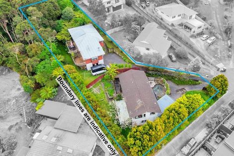 Photo of property in 1/6 Mcquoid Place, Glenfield, Auckland, 0629