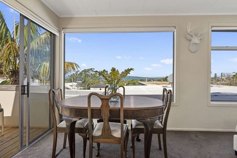Photo of property in 1/2 Prospect Terrace, Milford, Auckland, 0620