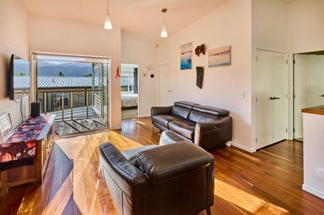 Photo of property in 74f Heretaunga Square, Silverstream, Upper Hutt, 5019