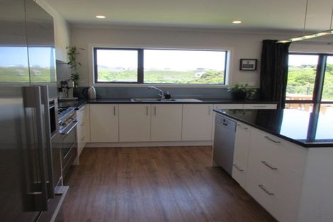 Photo of property in 20 Tasman Close, Aotea, Porirua, 5024