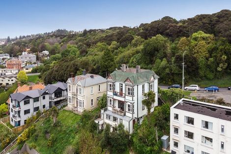 Photo of property in 74 Heriot Row, North Dunedin, Dunedin, 9016