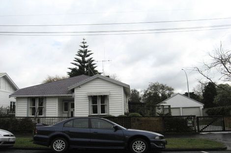 Photo of property in 15 Myrtle Street, Hamilton East, Hamilton, 3216