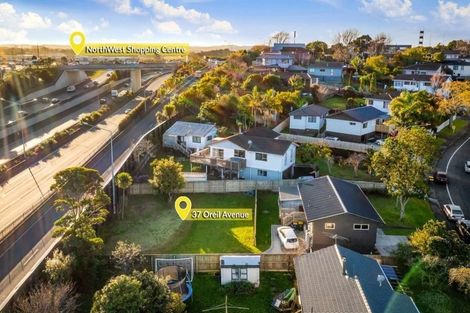 Photo of property in 37a Oreil Avenue, West Harbour, Auckland, 0618