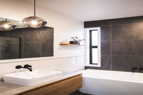 Photo of property in 93 Cook Street, Hamilton East, Hamilton, 3216