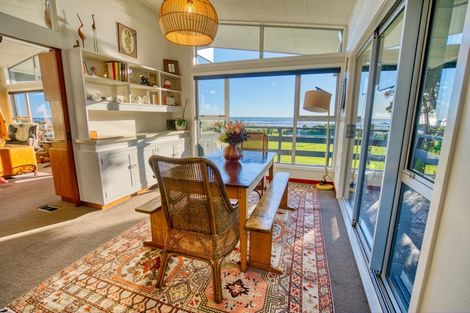 Photo of property in 25 Domain Terrace, Karoro, Greymouth, 7805