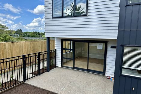 Photo of property in 1090a Great North Road, Point Chevalier, Auckland, 1022