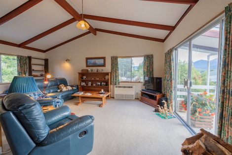 Photo of property in 20 Homer Street, Te Anau, 9600