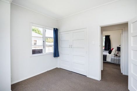 Photo of property in 3 Koromiko Avenue, Roslyn, Palmerston North, 4414