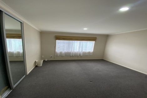 Photo of property in 14 Monash Place, Flat Bush, Auckland, 2016