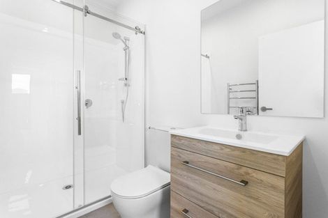 Photo of property in 2/2 Riversdale Road, Avondale, Auckland, 1026