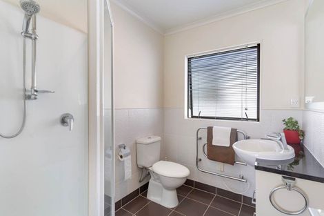 Photo of property in 16 Janway Avenue, Flat Bush, Auckland, 2016