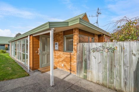 Photo of property in Holdsworth Villas, 46/2 William Donald Drive, Solway, Masterton, 5810