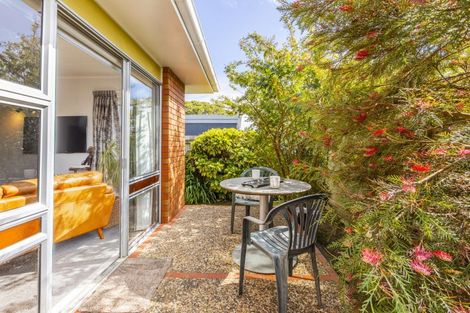 Photo of property in 1 Ward Crescent, Marewa, Napier, 4110