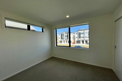 Photo of property in 8/21 Makomako Drive, Orewa, 0931