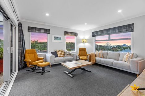 Photo of property in 111 Oteki Park Drive, Welcome Bay, Tauranga, 3112