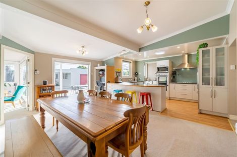 Photo of property in 25 Henry Street, Ebdentown, Upper Hutt, 5018