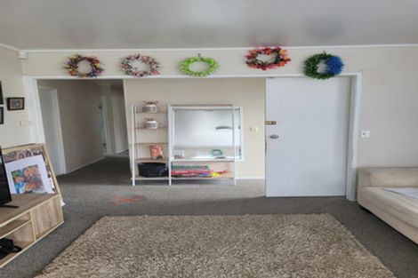 Photo of property in 6 Karina Place, Glen Eden, Auckland, 0602