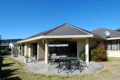 Photo of property in 3 Compass Court, Paraparaumu, 5032