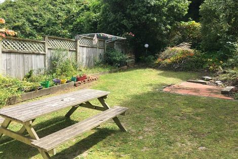 Photo of property in 19 Devon Street, Aro Valley, Wellington, 6021