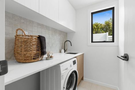 Photo of property in 11 Stratford Street, Merivale, Christchurch, 8014