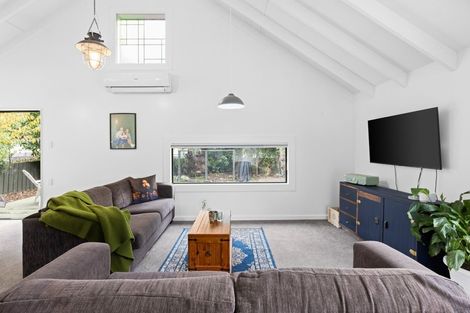 Photo of property in 69 Lipscombe Crescent, Havelock North, 4130