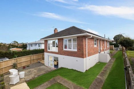 Photo of property in 215 Sunnynook Road, Wairau Valley, Auckland, 0627