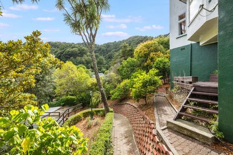 Photo of property in 33 Walter Road, Lowry Bay, Lower Hutt, 5013