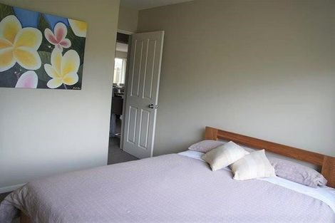 Photo of property in 2 Sheraton Place, Redwood, Christchurch, 8051