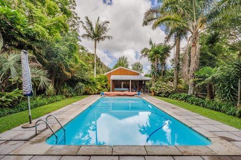 Photo of property in 49 Riddell Road, Kerikeri, 0230