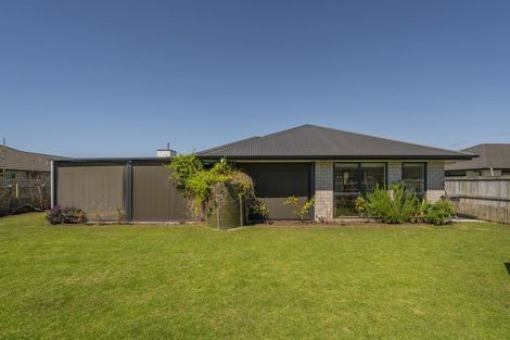 Photo of property in 24 Debenham Drive, Whitianga, 3510