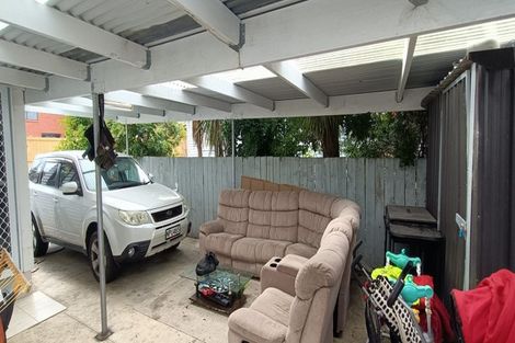 Photo of property in 1/22 Tawa Crescent, Manurewa, Auckland, 2102