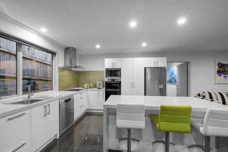 Photo of property in 3a Lorna Street, Lynmouth, New Plymouth, 4310