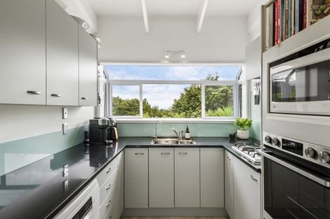 Photo of property in 7 Hume Drive, Hillcrest, Auckland, 0627