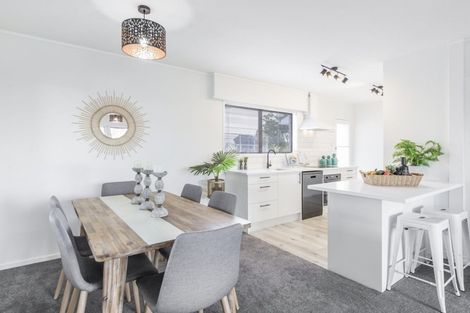 Photo of property in 1b Pleasant Road, Glen Eden, Auckland, 0602