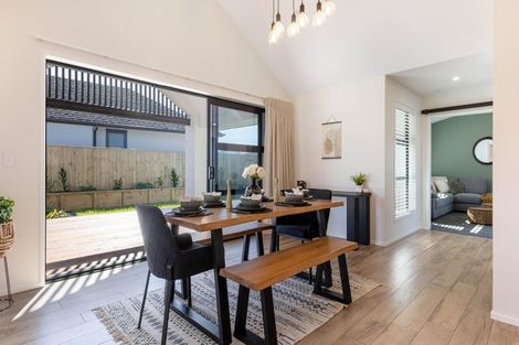 Photo of property in 28 Durey Road, Dairy Flat, 0792