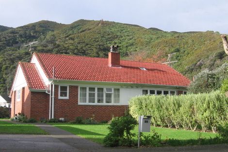 Photo of property in 27 Hayward Terrace, Waiwhetu, Lower Hutt, 5010