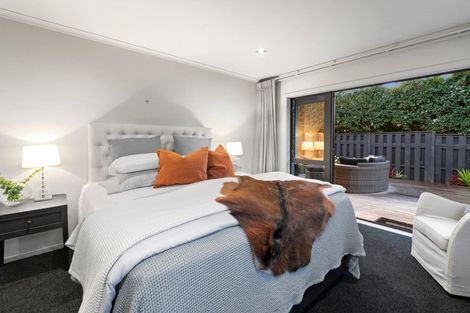 Photo of property in 2/13 Muritai Road, Milford, Auckland, 0620