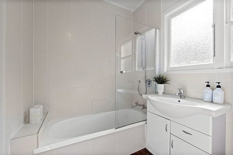 Photo of property in 2/33 Havelock Avenue, Forrest Hill, Auckland, 0620