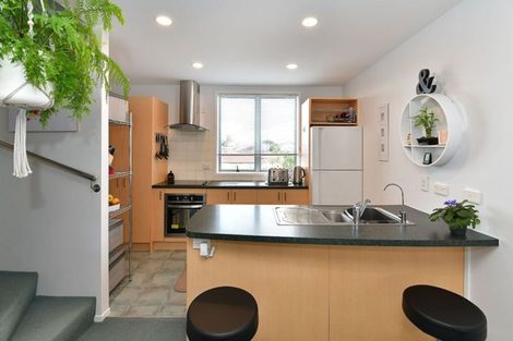 Photo of property in 13/3 Riverside Road, Orewa, 0931