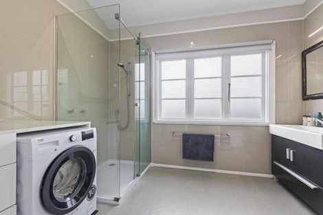 Photo of property in 16 Aorangi Street, Feilding, 4702