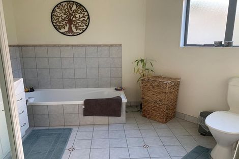 Photo of property in 24 Coastal Heights, Stillwater, Silverdale, 0993