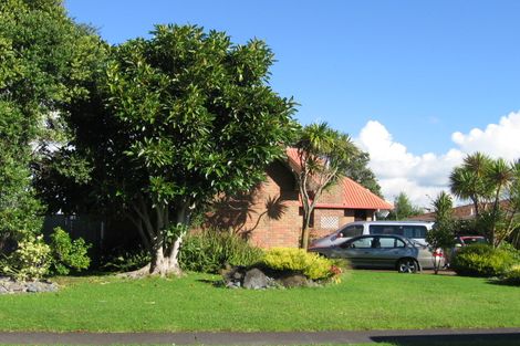 Photo of property in 53 Maygrove Drive, Orewa, 0931