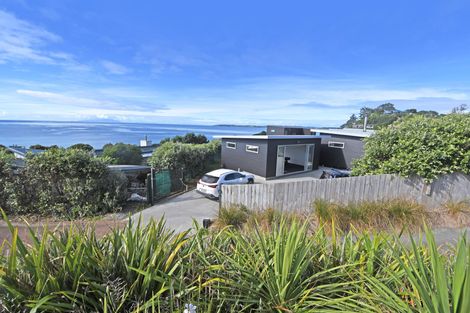 Photo of property in 22 Wonderview Road, Leigh, 0985