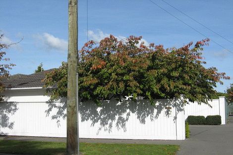 Photo of property in 1/117 Maidstone Road, Ilam, Christchurch, 8041