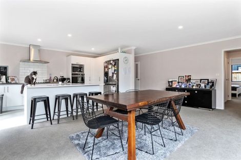 Photo of property in 6 Rotomanu Place, Pyes Pa, Tauranga, 3112