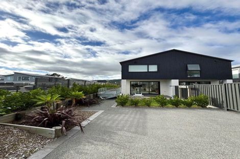 Photo of property in 1 Tokitoki Way, Kenepuru, Porirua, 5022